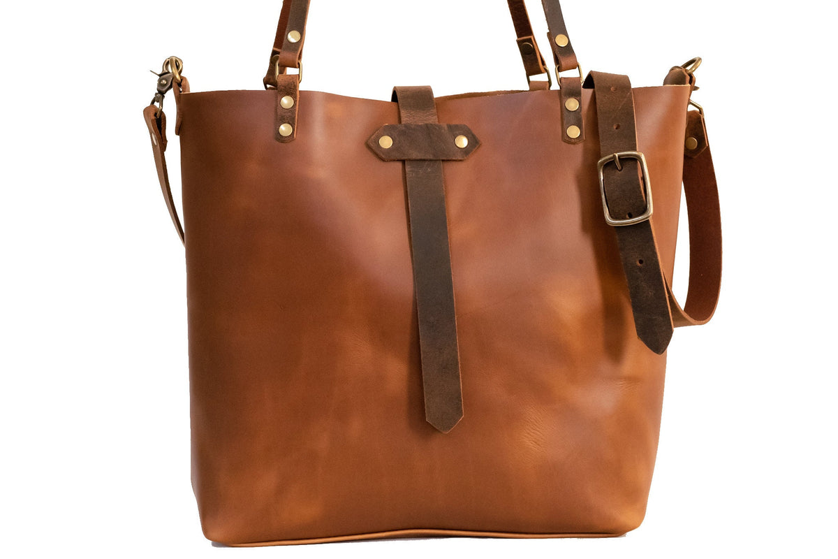 Light Brown Leather Bag with Zip and Inside Lining. Handmade. Minimalist Leather Bag.