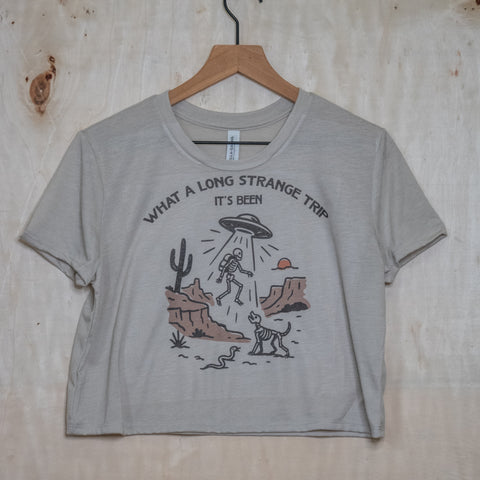 Handprinted Made in USA T-shirt | Strange Trip | Oatmeal Flowy Crop