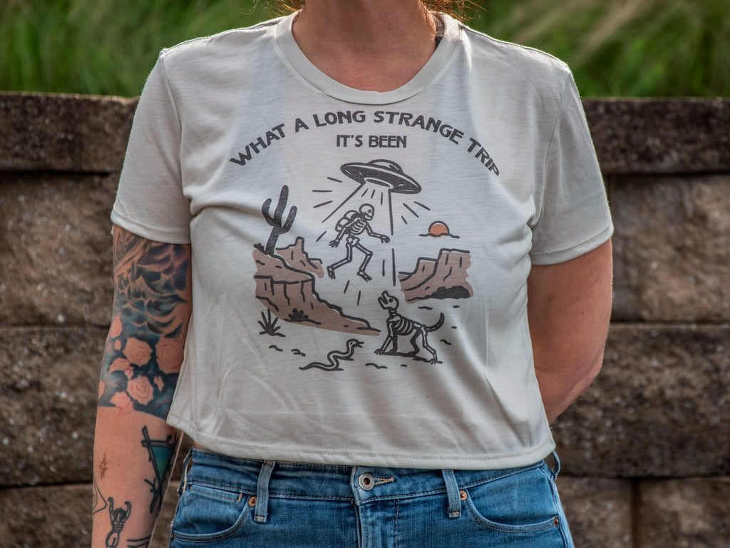Handprinted Made in USA T-shirt | Strange Trip | Oatmeal Flowy Crop