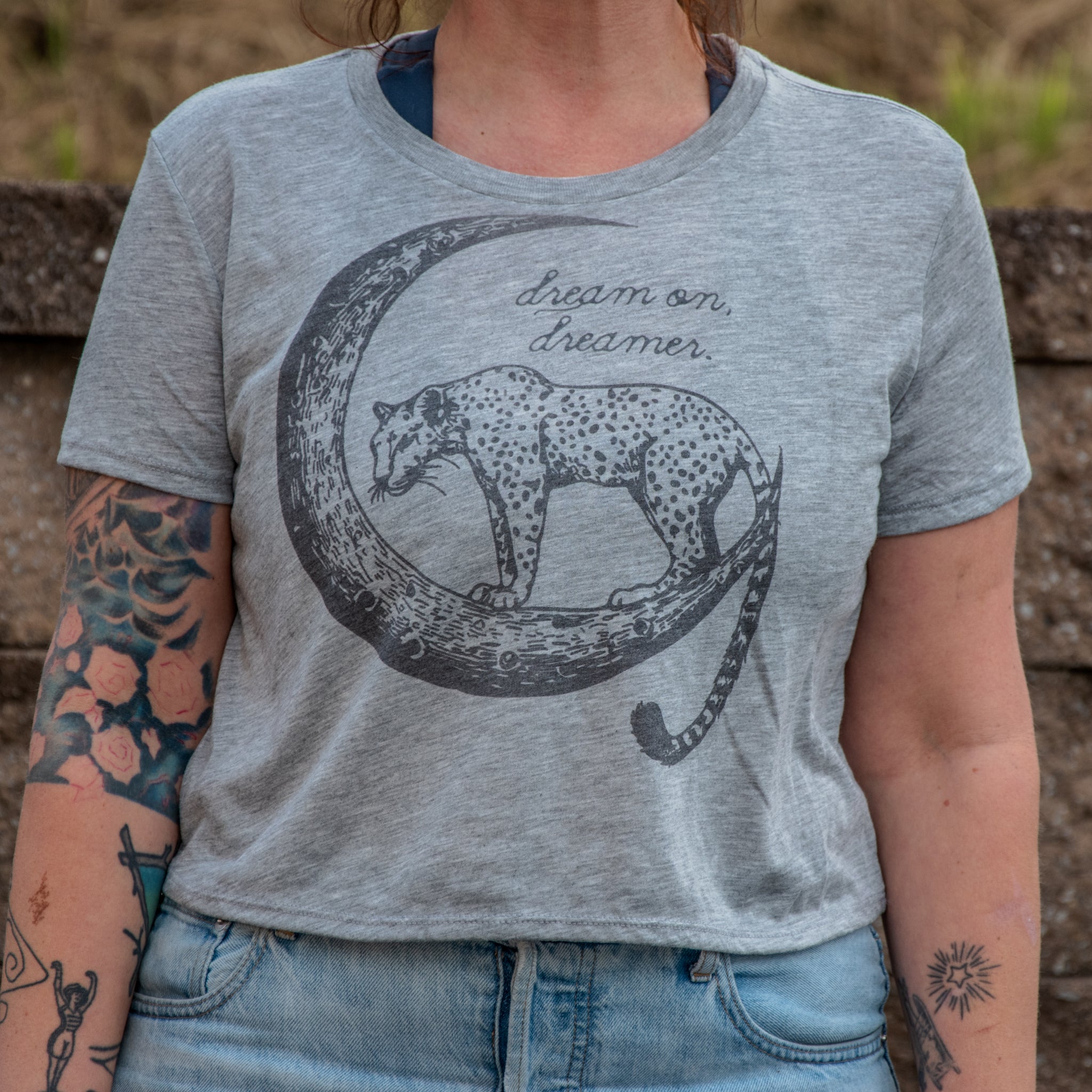 Handprinted Made in USA T-shirt | Dream On | Heather Grey Crop