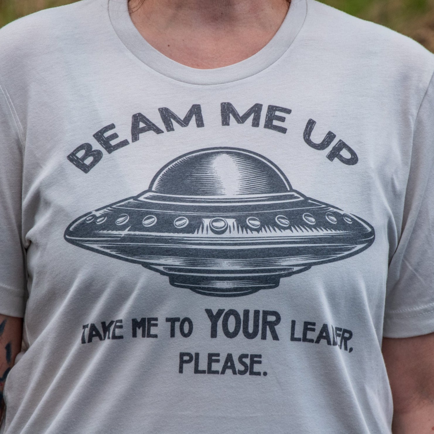 Made in USA | T-shirt | Take me to your leader | Heather Dust