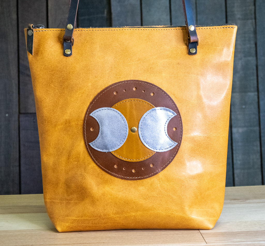 Warehouse sale  | The LUNA Olive Tanned Eco-Friendly North South Large Tote with Zipper | Only ONE Available | IB27