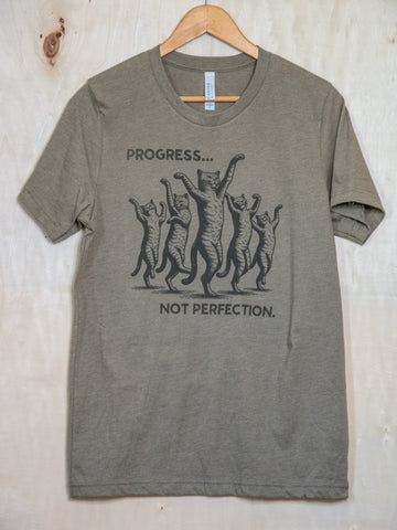 Made in USA | T-shirt Unisex | Progress not perfection Cats | Olive