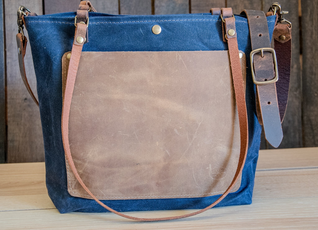 ready to ship  | Classic Waxed Canvas Large tote in NAVY | Zipper, unlined  | wc1