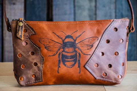 The BEE bag | modified honeycomb | unlined | Bourbon