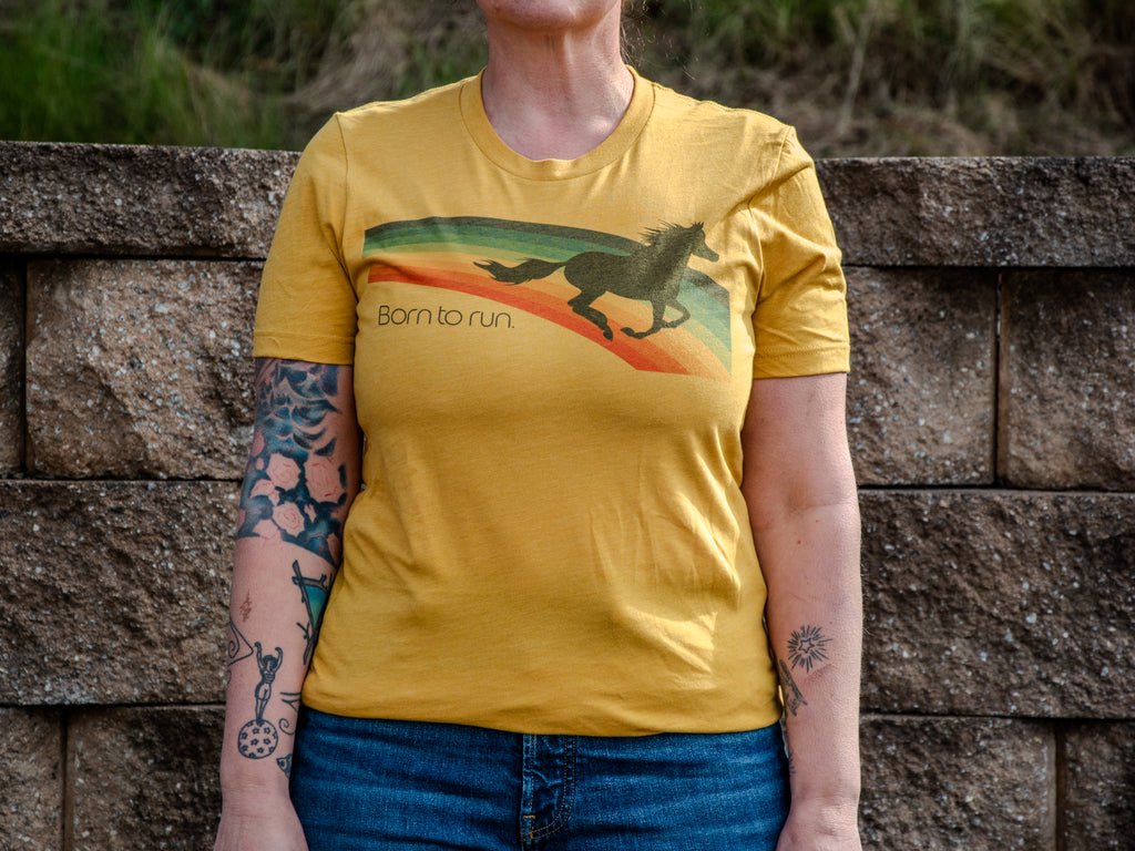 Made in USA | T-shirt Unisex | Born To Run | Multiple Colors