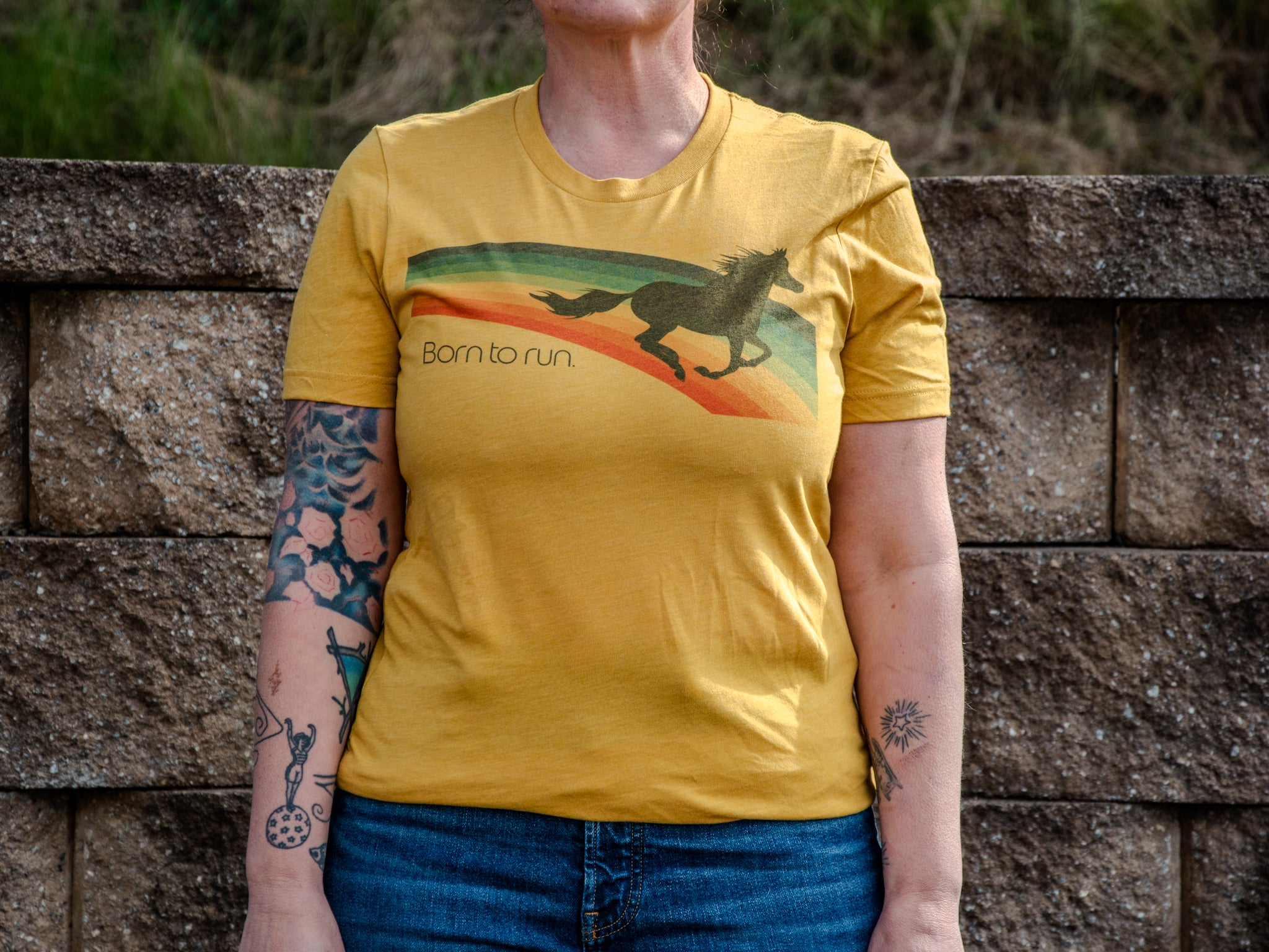 Made in USA | T-shirt Unisex | Born To Run | Multiple Colors