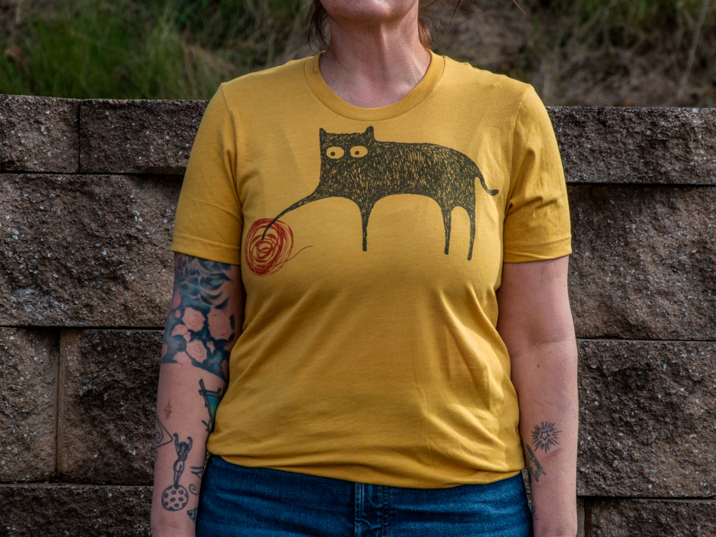Made in USA | T-shirt Unisex | Meow | Multiple Colors