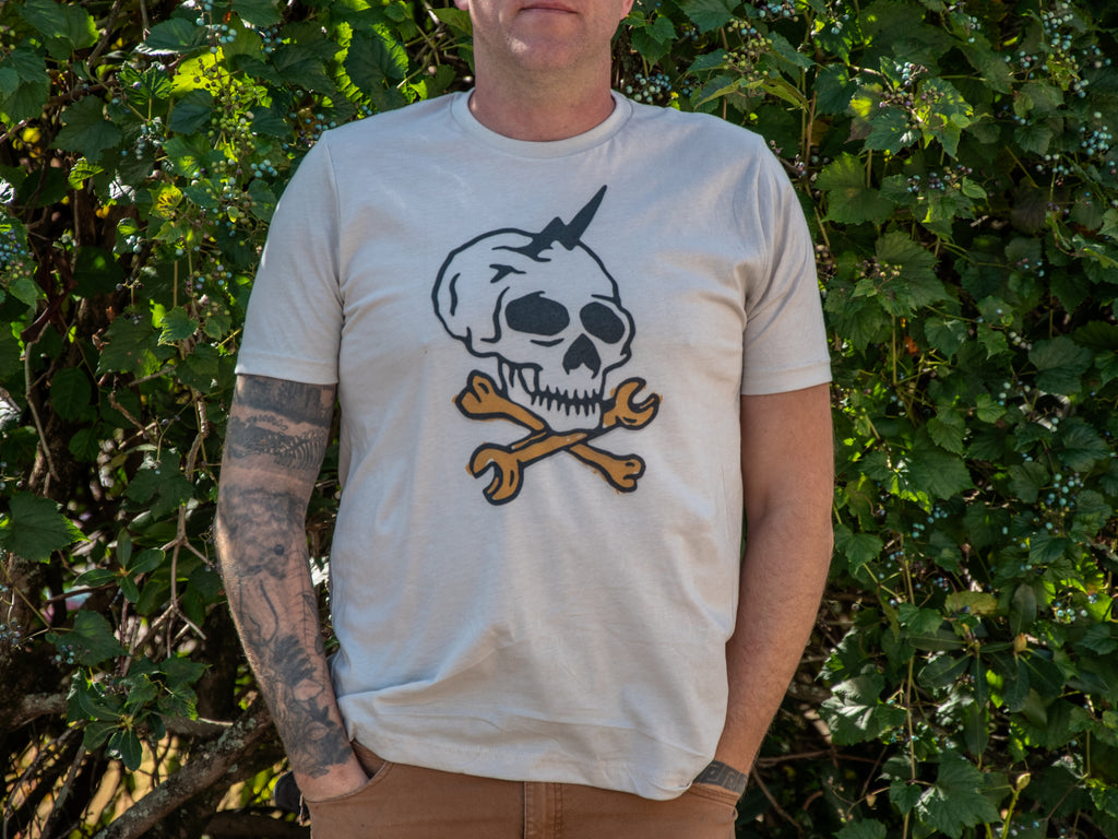 Made in USA | T-shirt Unisex | Gearhead | Multiple Colors