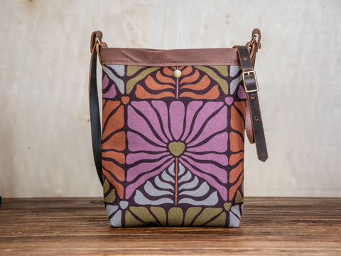 Last Chance Bag Sale | Chelsea Small Printed North South