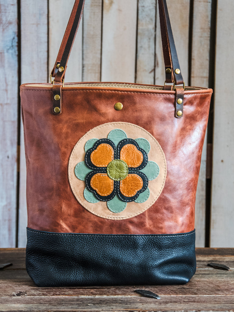 Ready to ship | Handmade Leather Tote Bag | Large North South | Clover medallion | Q3