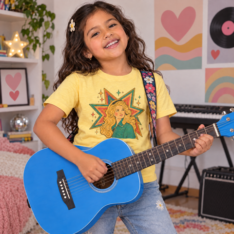 Dolly is a star | Kids Graphic T-Shirt