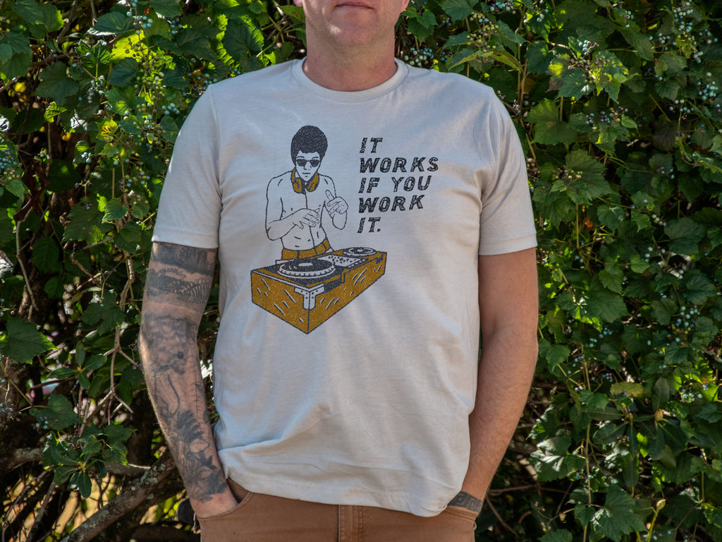 Made in USA | T-shirt Unisex | It works if you work it | Multiple Colors